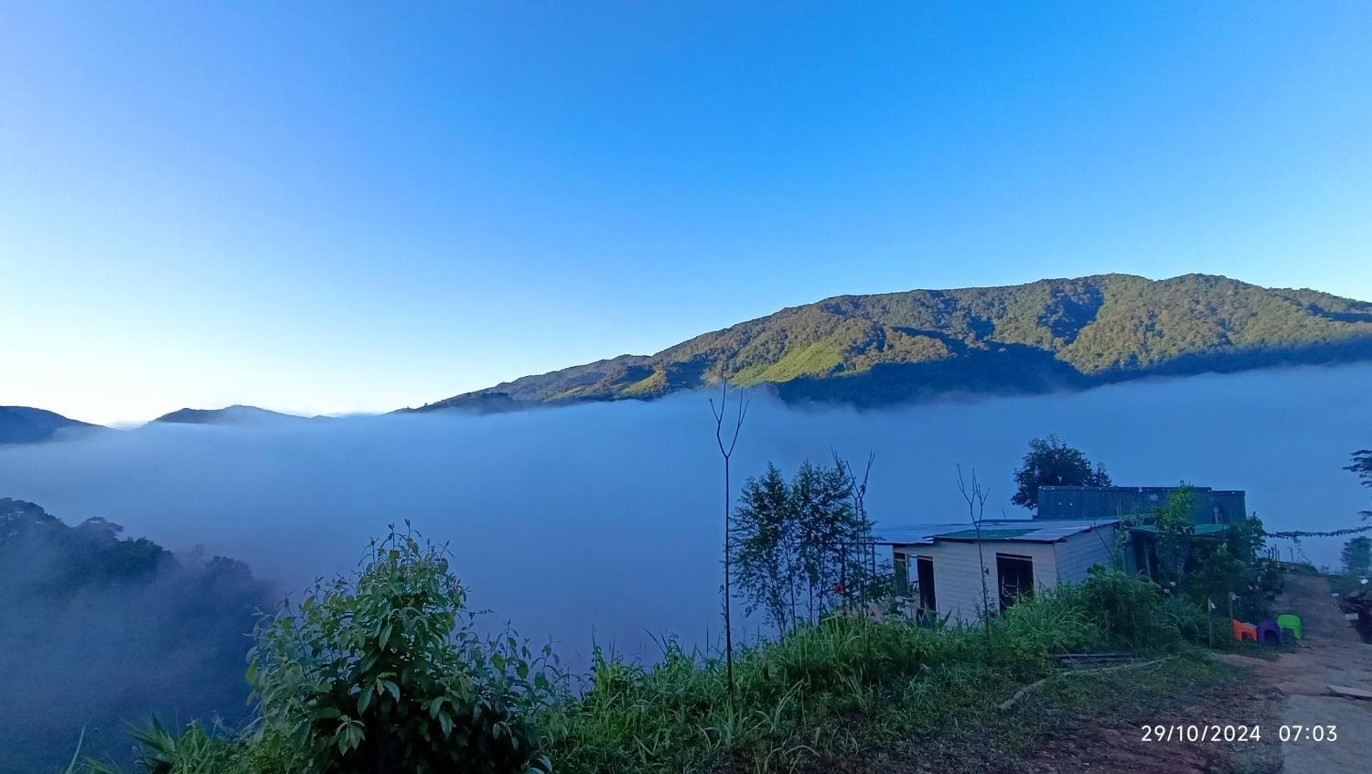 Vila น่านฟ้าสะปัน Ban Huai Ti Pokoj fotografie